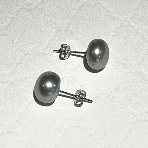 NEW 925 Sterling Silver Real 9 mm  Gray Cultured Freshwater Pearl Stud Earrings - Picture 5 of 11